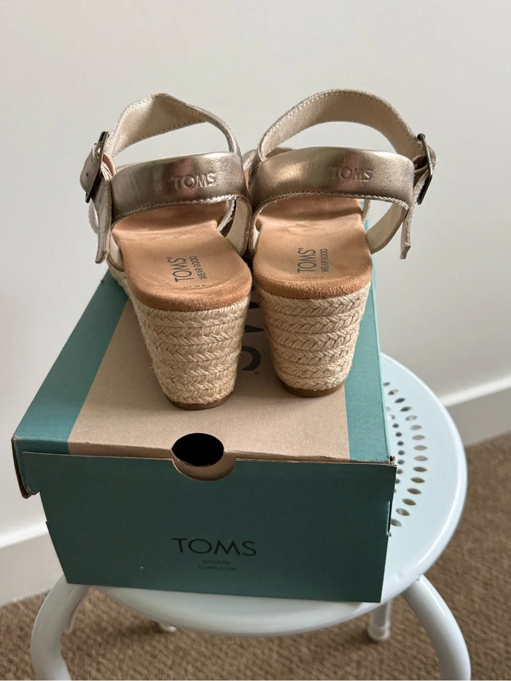 Toms Metallic Gold Women’s Espadrille Wedge Sandals - Picture 4 of 5